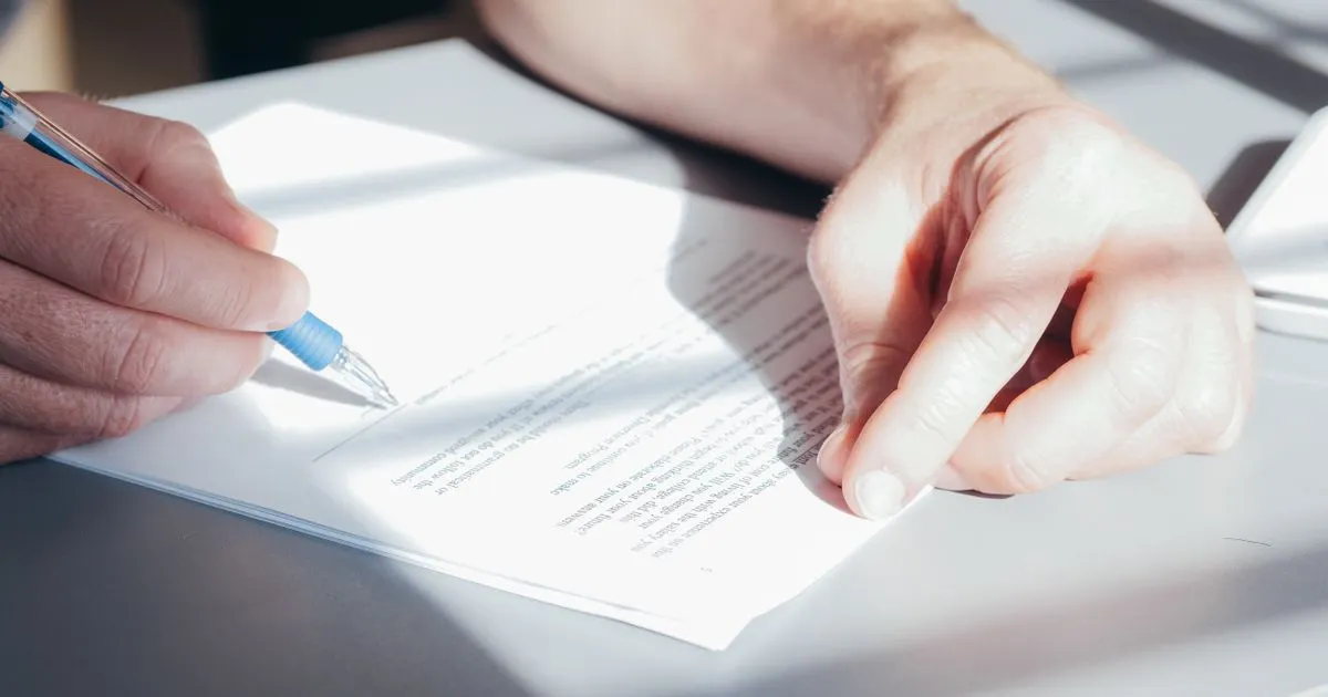 Signing a full and final debt settlement letter before paying