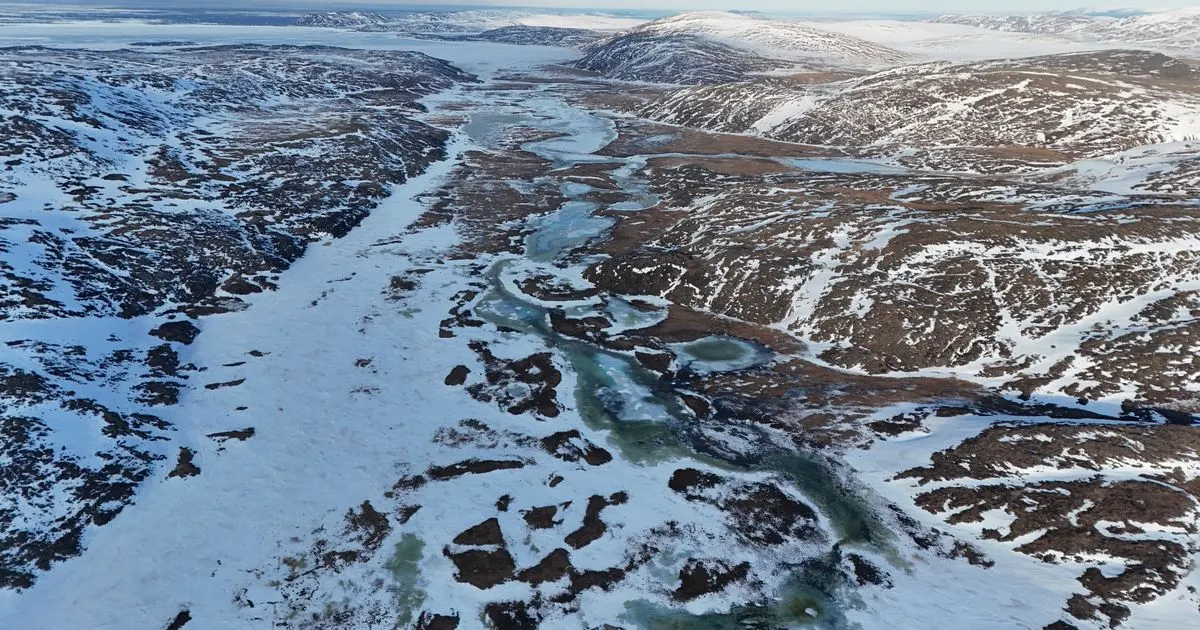 Debt consolidation Nunavut: a winding river across the Arctic tundra